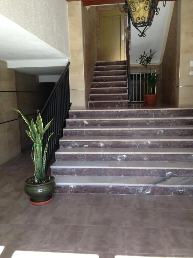 Chez Alison! Central Nerja Apt